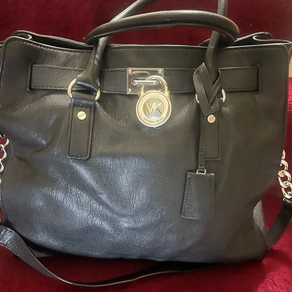 Michael Kors Hamilton Large Tote - Picture 2 of 3